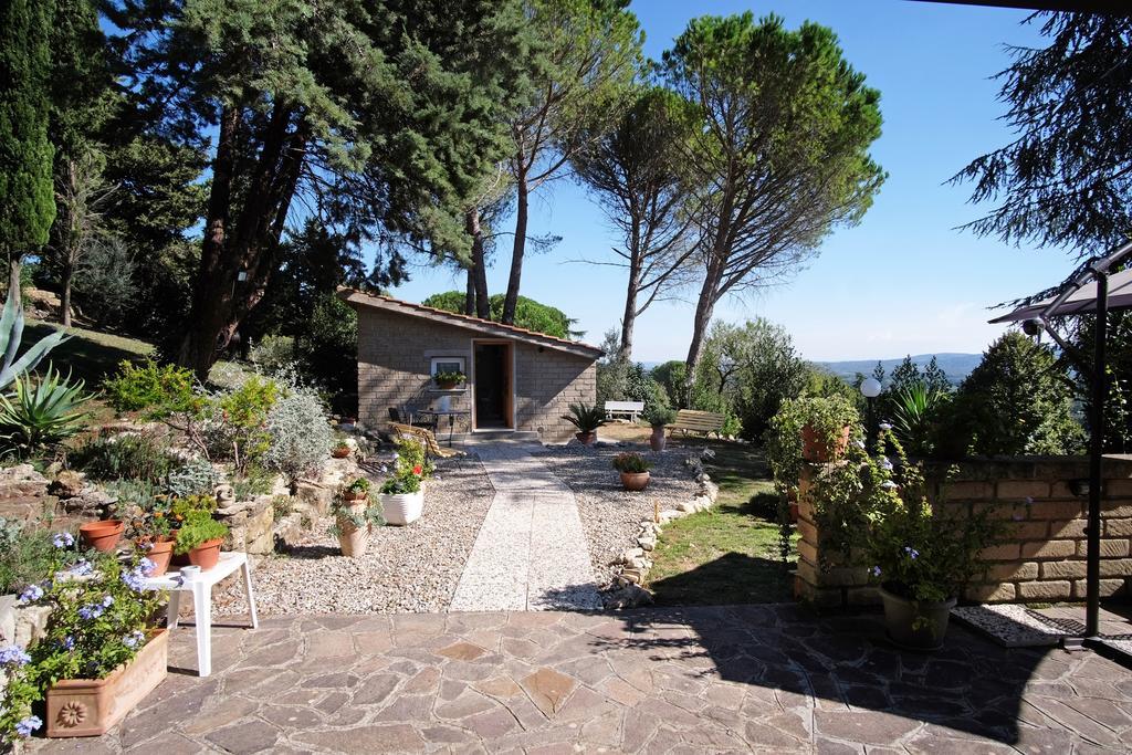 Bed And Breakfast Romantica Evasione Sutri Exterior photo