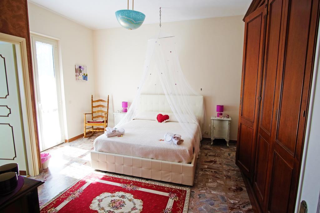 Bed And Breakfast Romantica Evasione Sutri Exterior photo