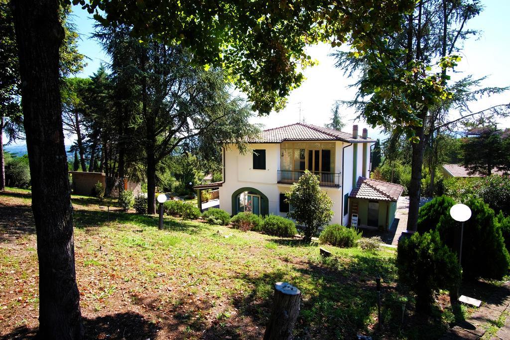 Bed And Breakfast Romantica Evasione Sutri Exterior photo